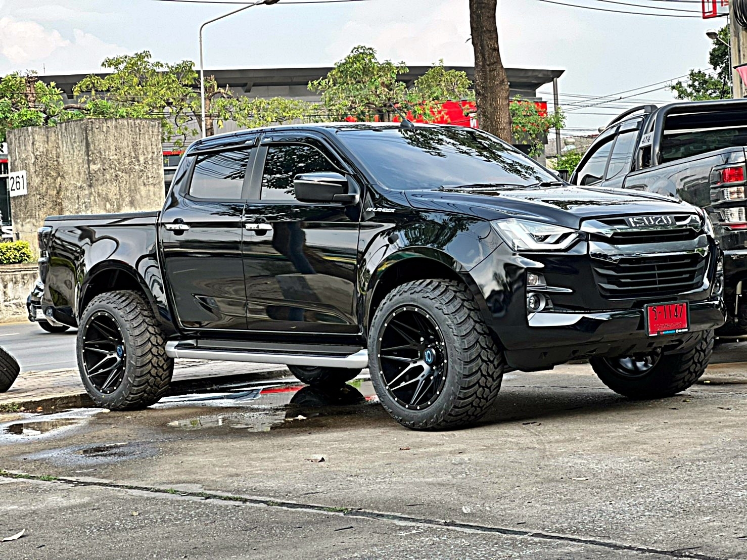 D-MAX 1.9 จัดทรงเมกา อย่างเทพ ที่ STEP9