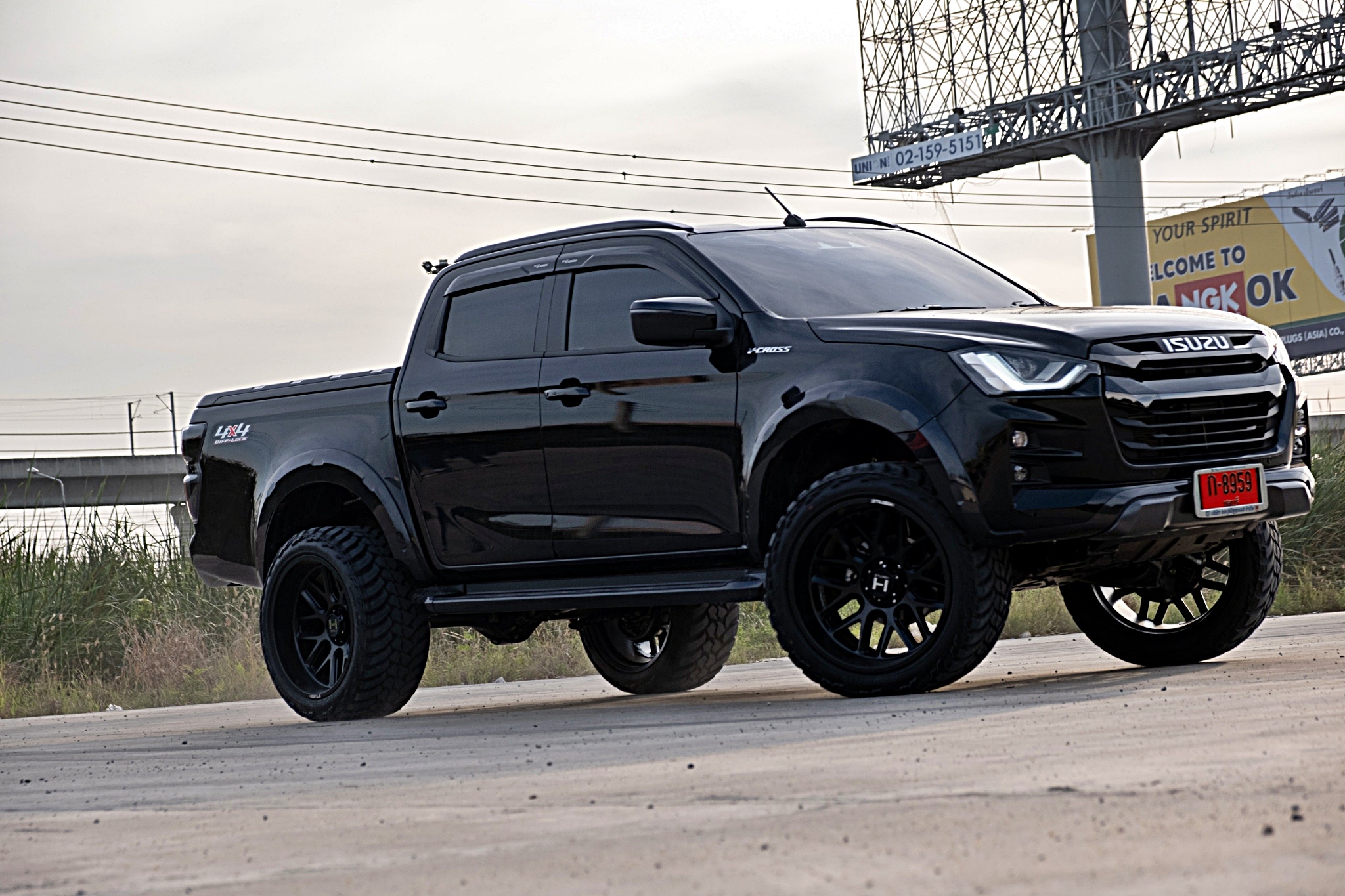 ล้อแท้ HOSTILE H120 ขอบ22 ใส่ D-MAX