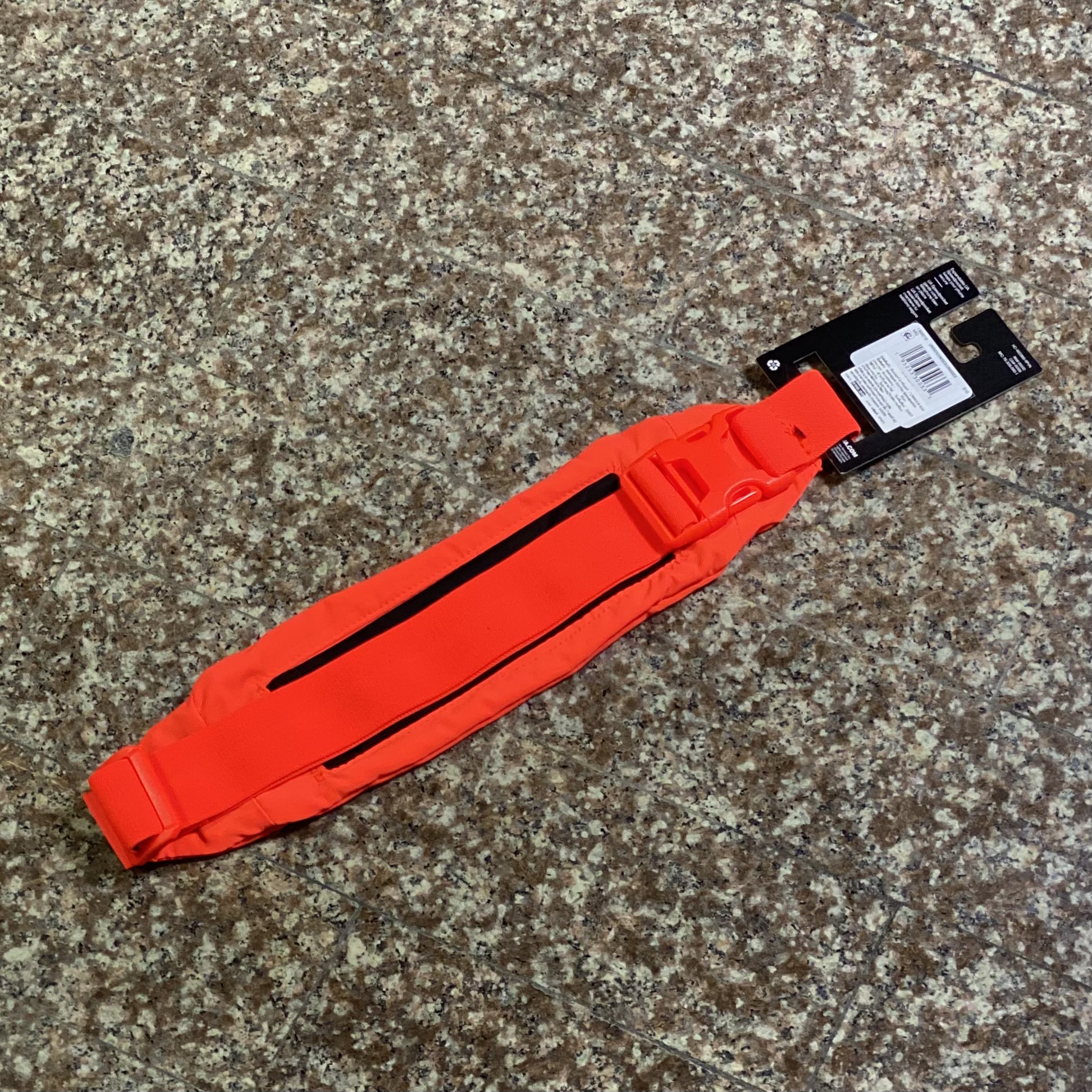 กระเป๋าวิ่ง Under Armour Flex SpeedPocket Run Belt ‘Red’