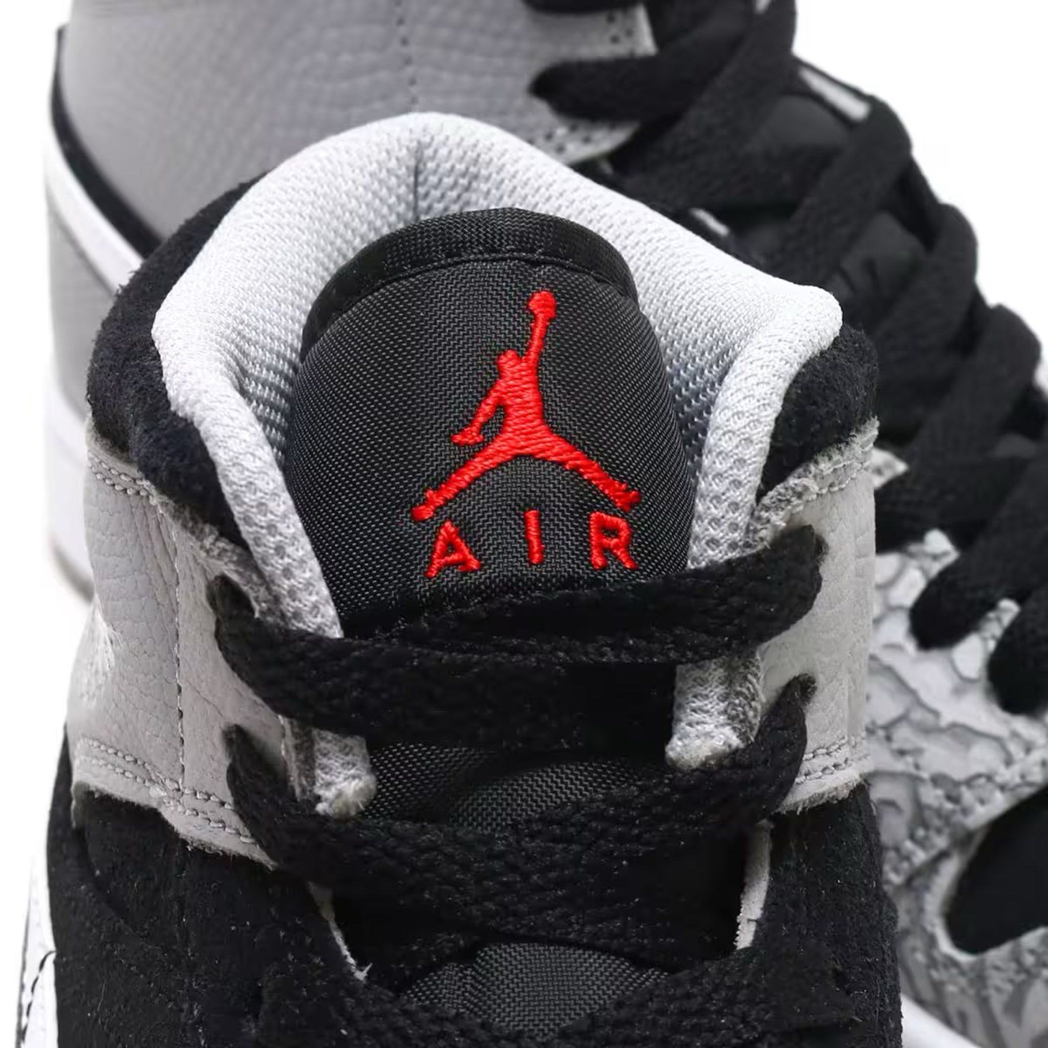 รองเท้า Nike Air Jordan 1 Mid SE ‘Elephant Toe’ (M11US)