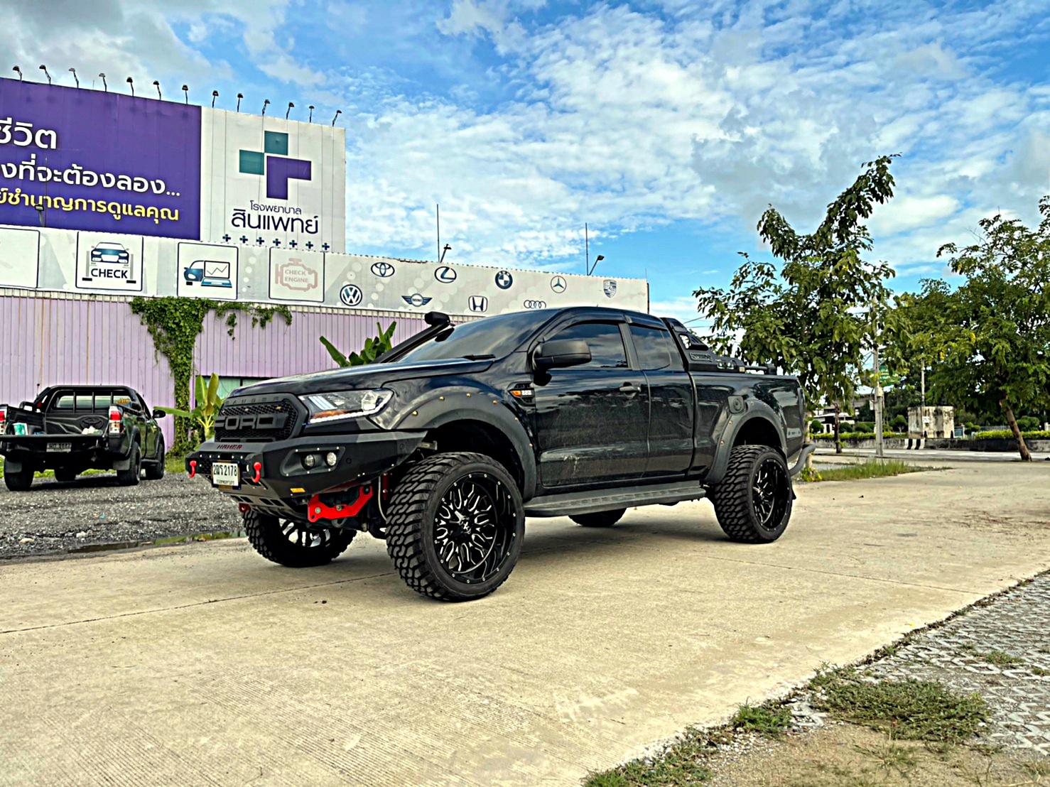 FORD RANGER จัดทรงเมกา ขอบ22 ที่ STEP9