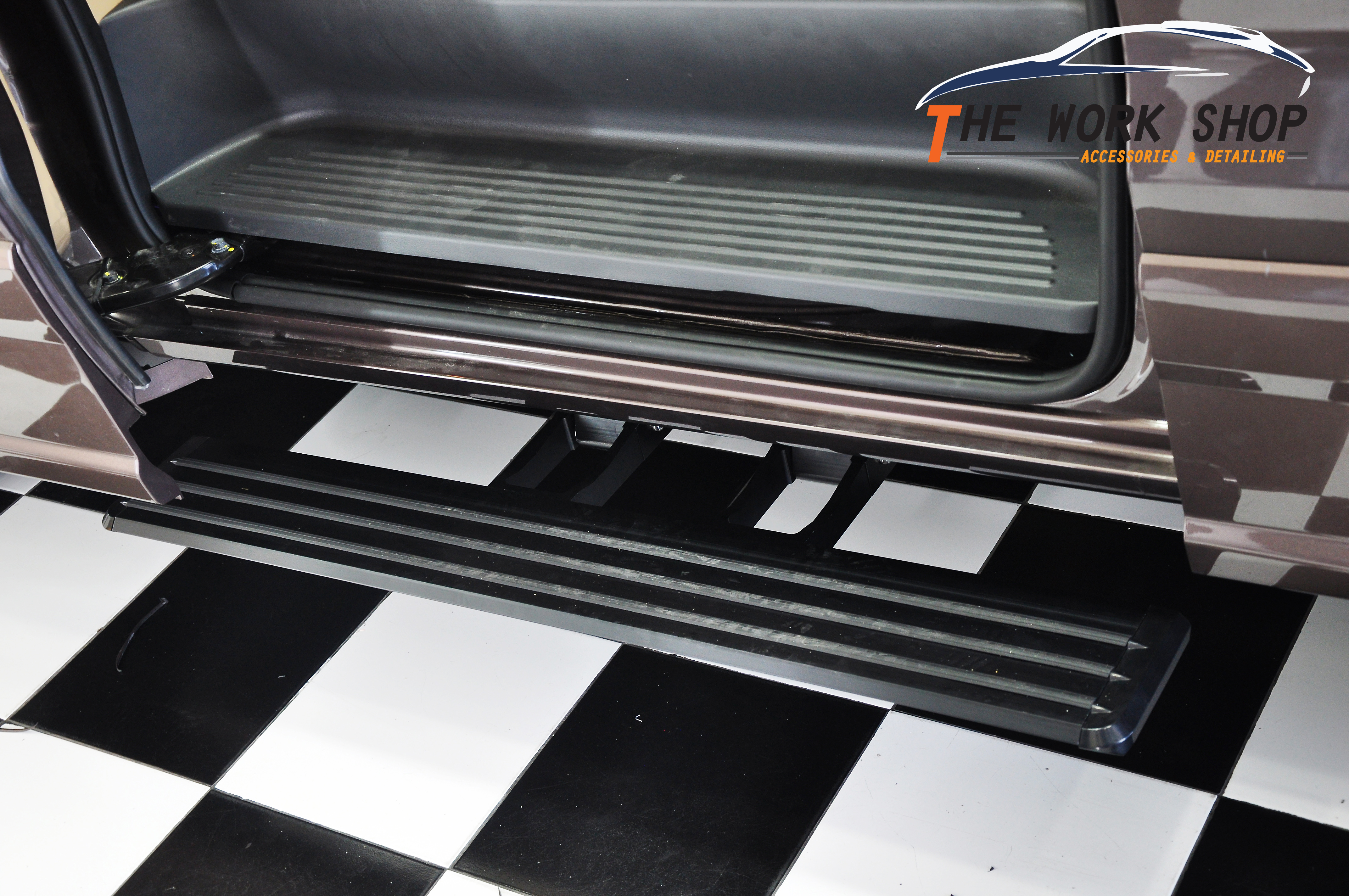 Auto Side Step For H1 (บันไดไฟฟ้า H1 นำเข้าจากเกาหลี 1 ข้าง)