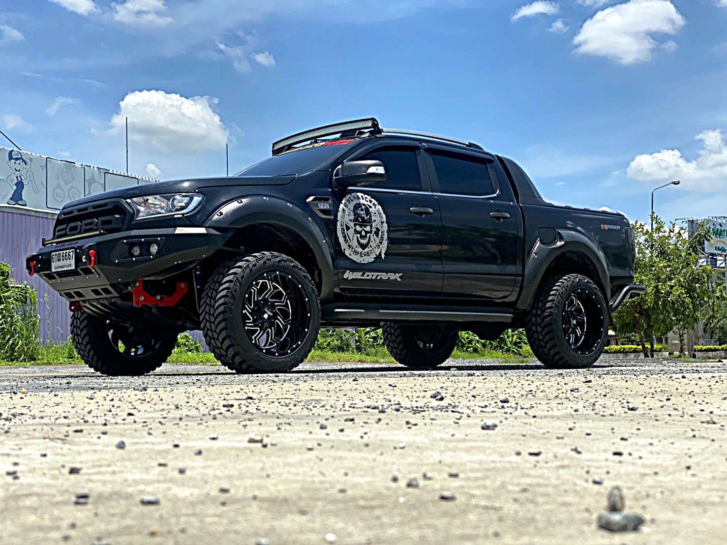 FORD WILDTRACK ทรงเมกา