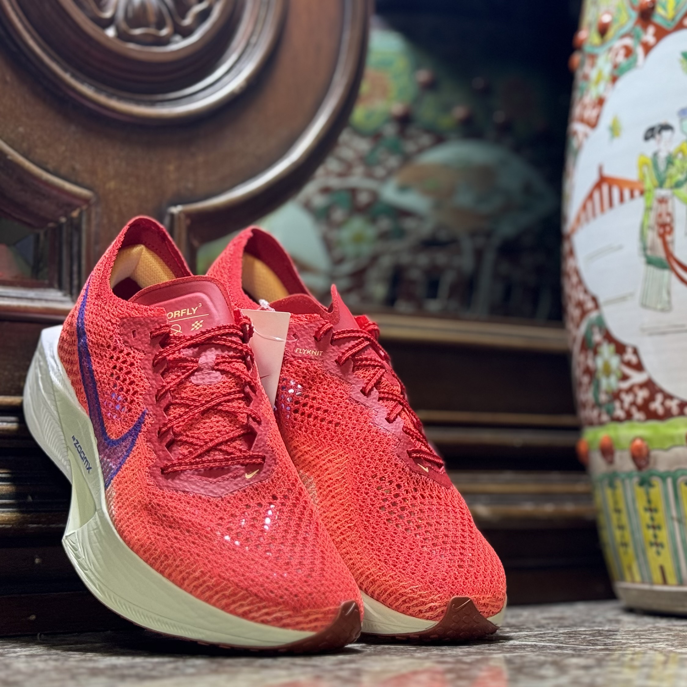 รองเท้าวิ่ง Nike ZoomX Vaporfly Next% 3 (M10/11US)