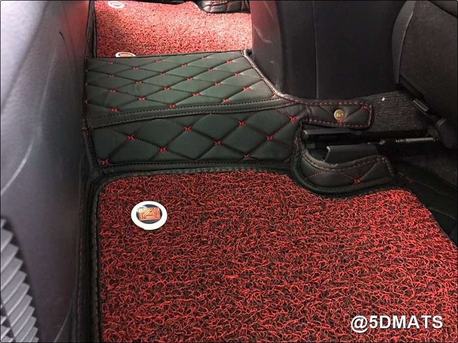 พรมปูพื้นรถยนต์ 7D TOYOTA ALTIS 2019-24 พรม7D QJ VIP Plus+ สีดำด้ายแดง เสริมใยดักฝุ่น เต็มคัน (ภายใน 7ชิ้น)