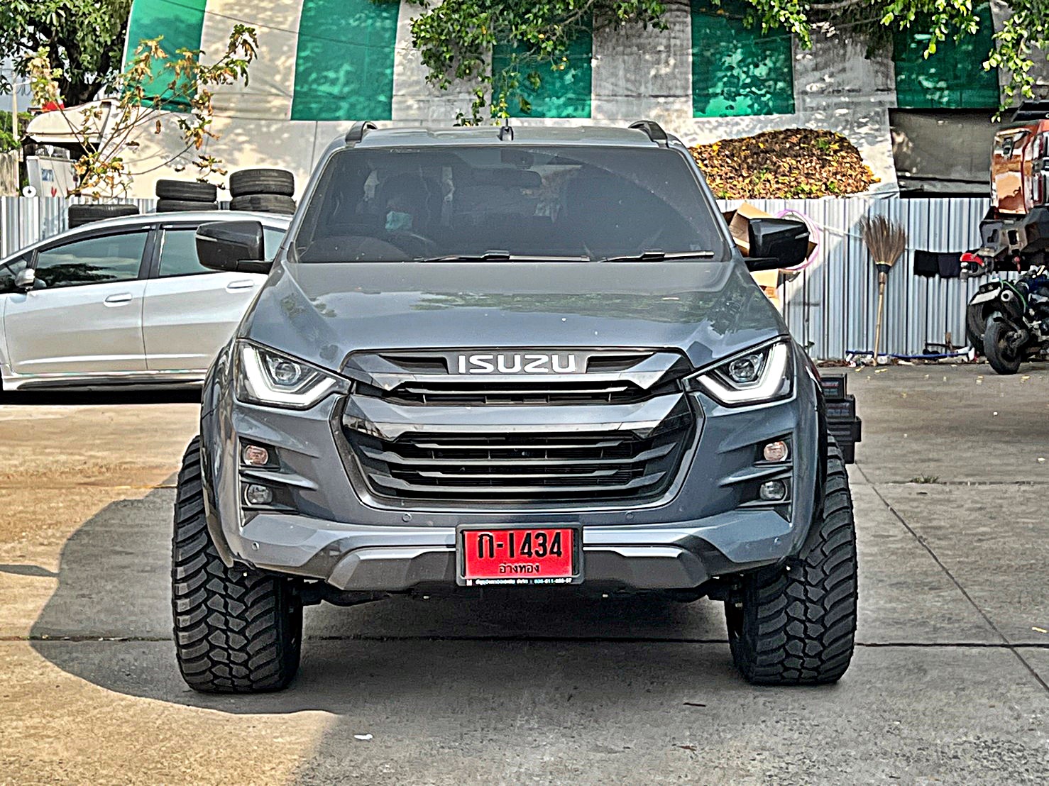 D-MAX ทรงเมกา จากอุธยา