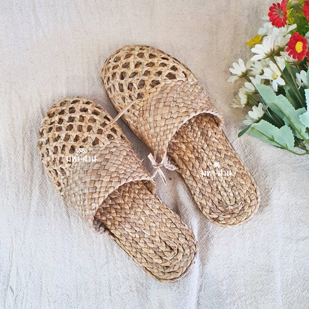 รองเท้าสลิปเปอร์สาน รองเท้าผักตบชวา รองเท้าใส่ในบ้าน รองเท้าสปา Woven Straw Slippers 🌱