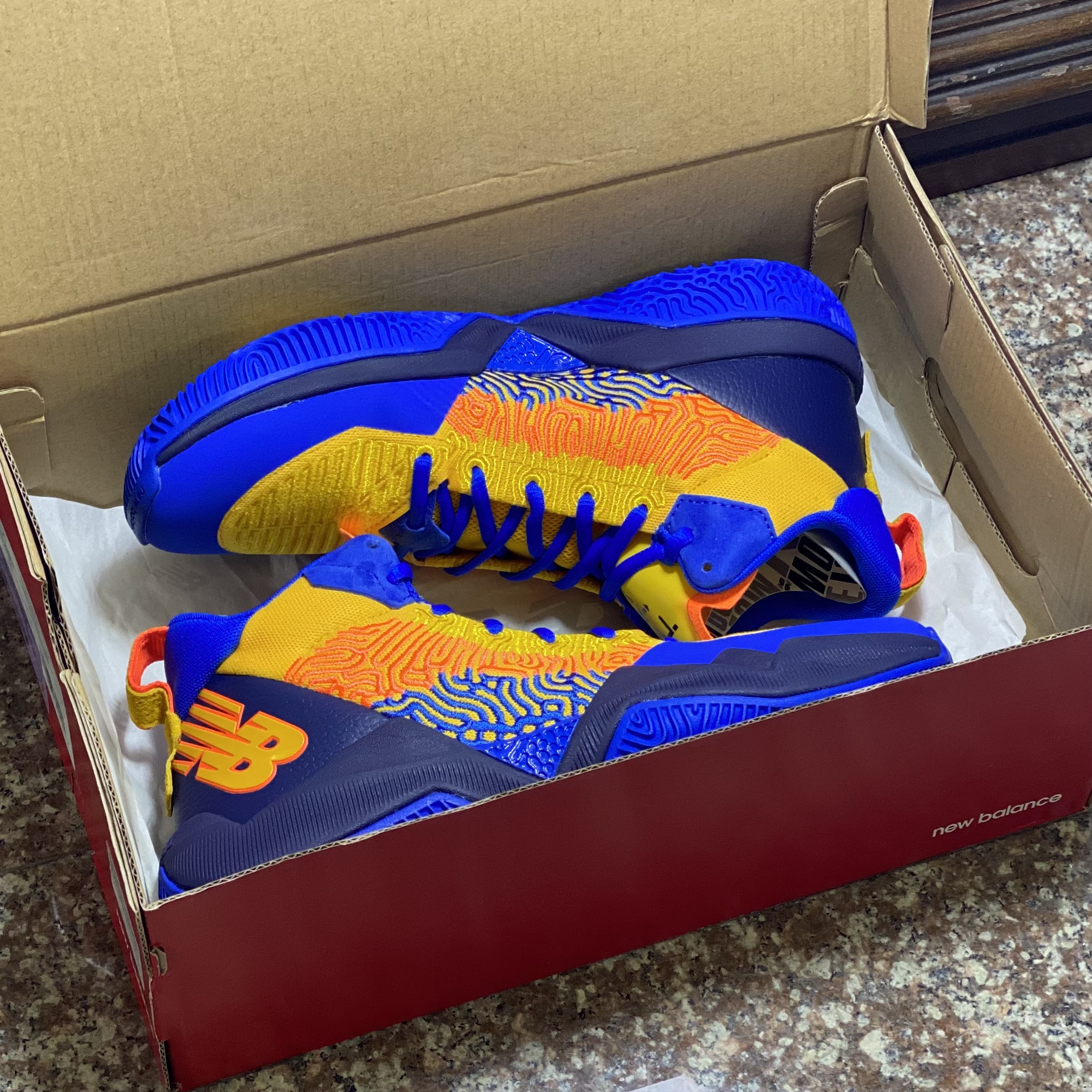 รองเท้าบาส New Balance FuelCell Two WXY ‘LIMITED’ (M8US)