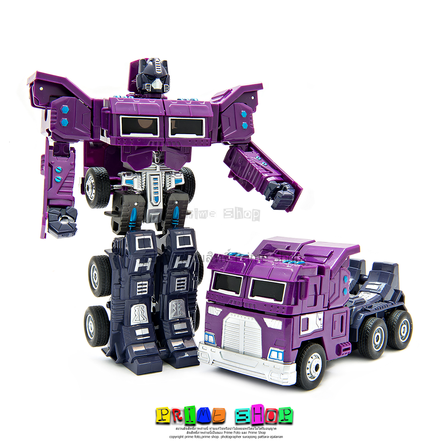 รถบรรทุกหัวลากแปลงร่างเป็นหุ่นยนต์