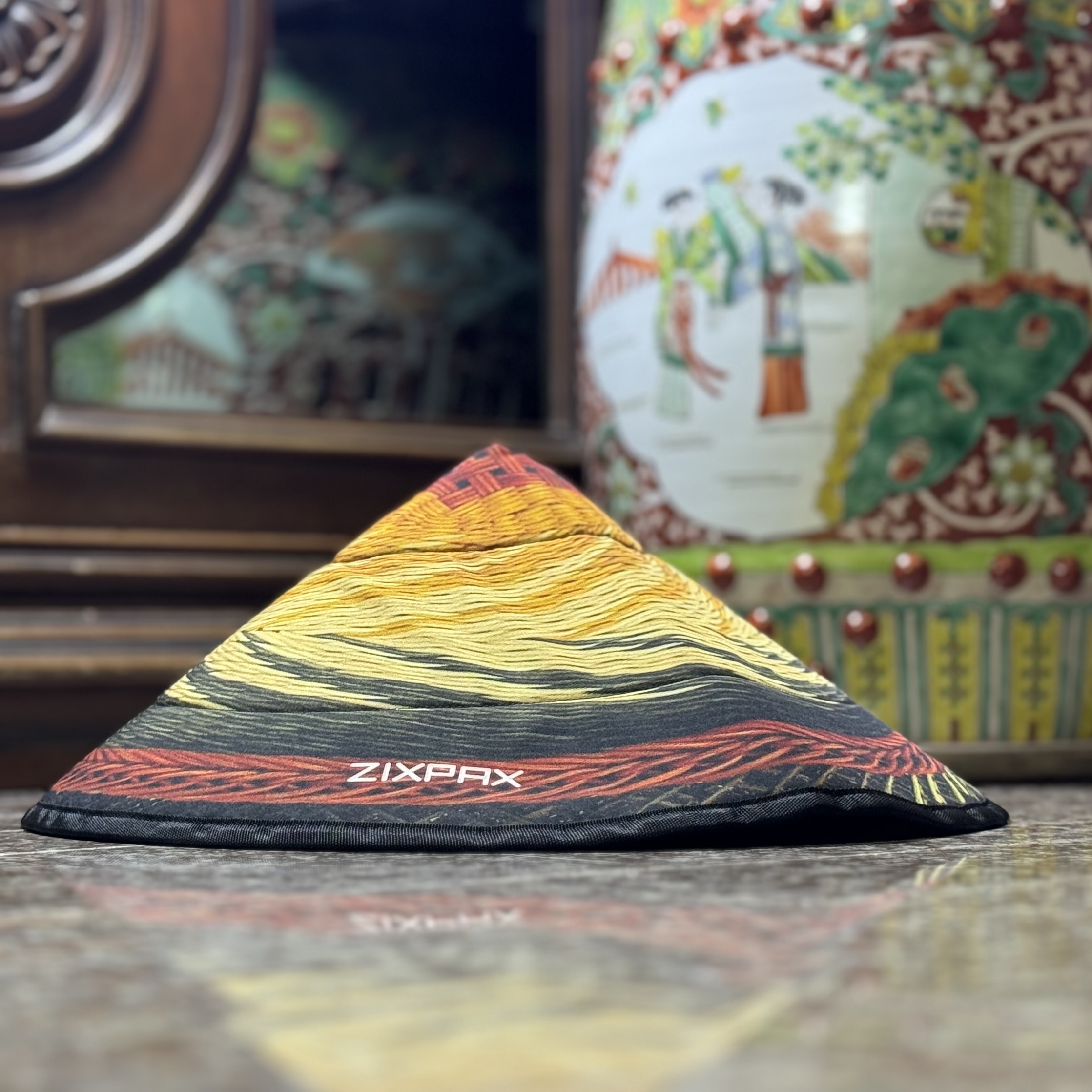 หมวกปีกรอบ Gradon Running Bucket Hat ‘Swirling’