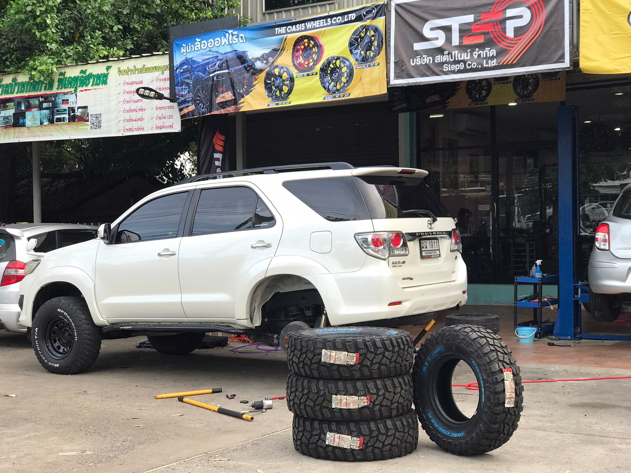 COOPER STT PRO 295/55-20 เส้น 8500 ปกติ 15000