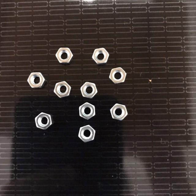 น็อตกันคลาย (Nylon Lock Nut) M3 สำหรับงานโปรเจคต่างๆ ที่ต้องการให้ล็อคแน่นไม่คลายออก เช่นโครงสร้างหุ่นยนต์ แขนกลต่างๆ M3