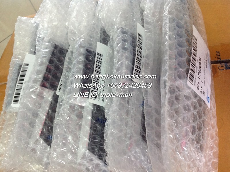 CHEVROLET TRAILBLAZER 16-17 FRONT GRILLE EMBLEM BLACK (1PC)