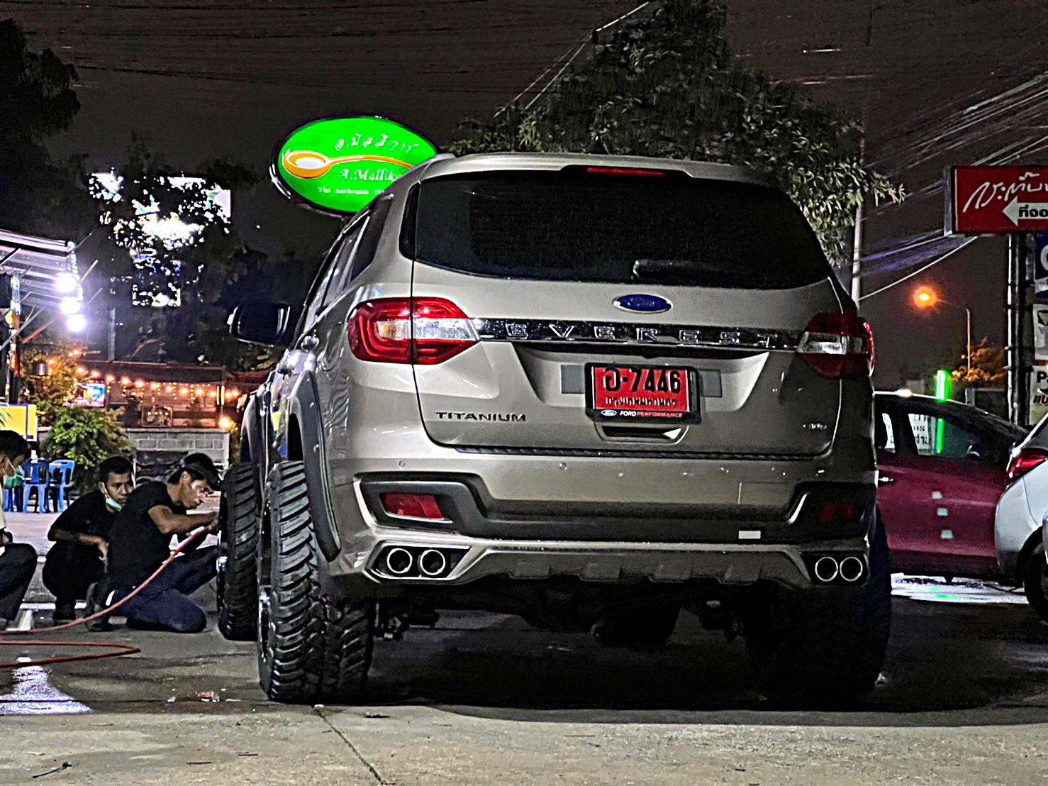 FORD_EVEREST_ทรงเมกา ที่ STEP9