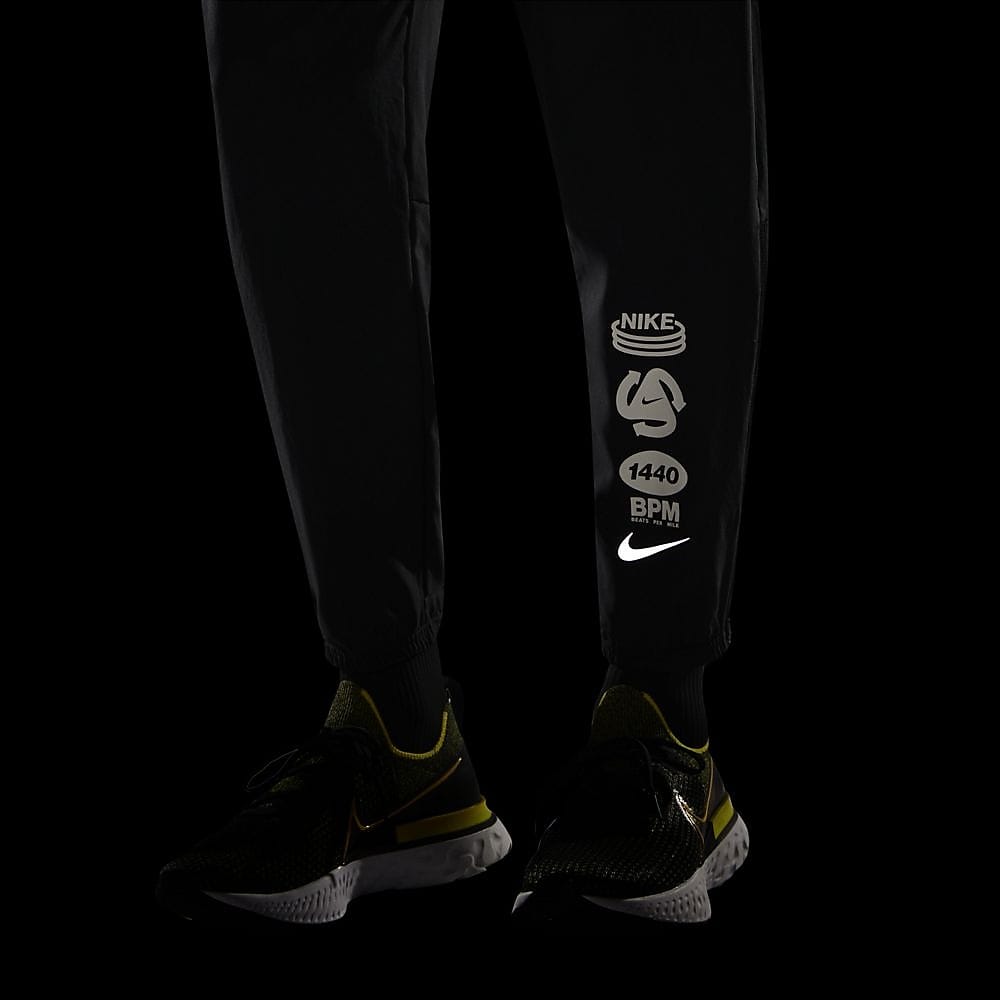 กางเกงวิ่ง Nike Wild Run Challenger Woven Running Pants (M,L)