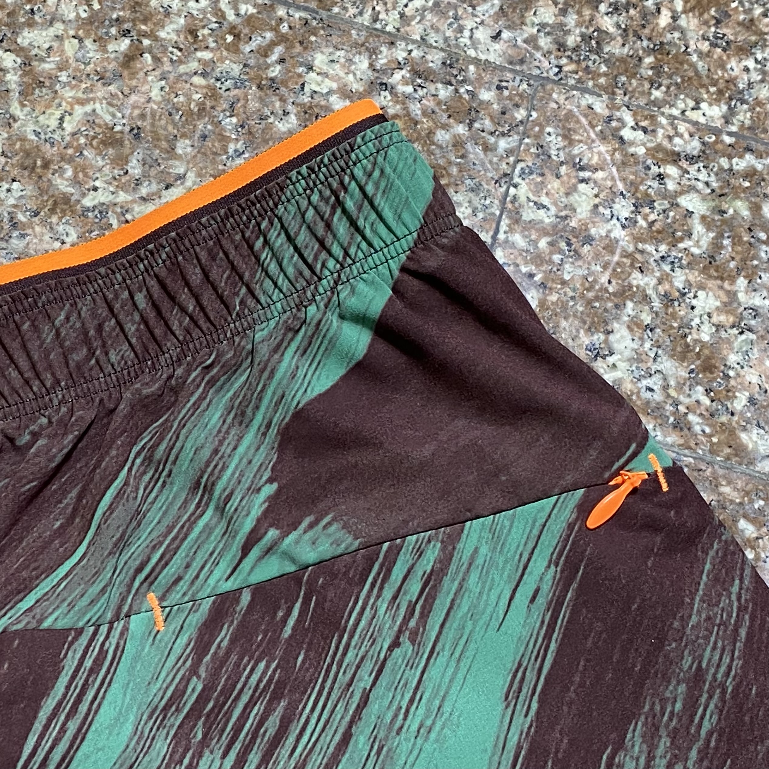 กางเกงวิ่ง Nike Dri-Fit Sport Clash 5” Split Shorts (S,M,L,XL)