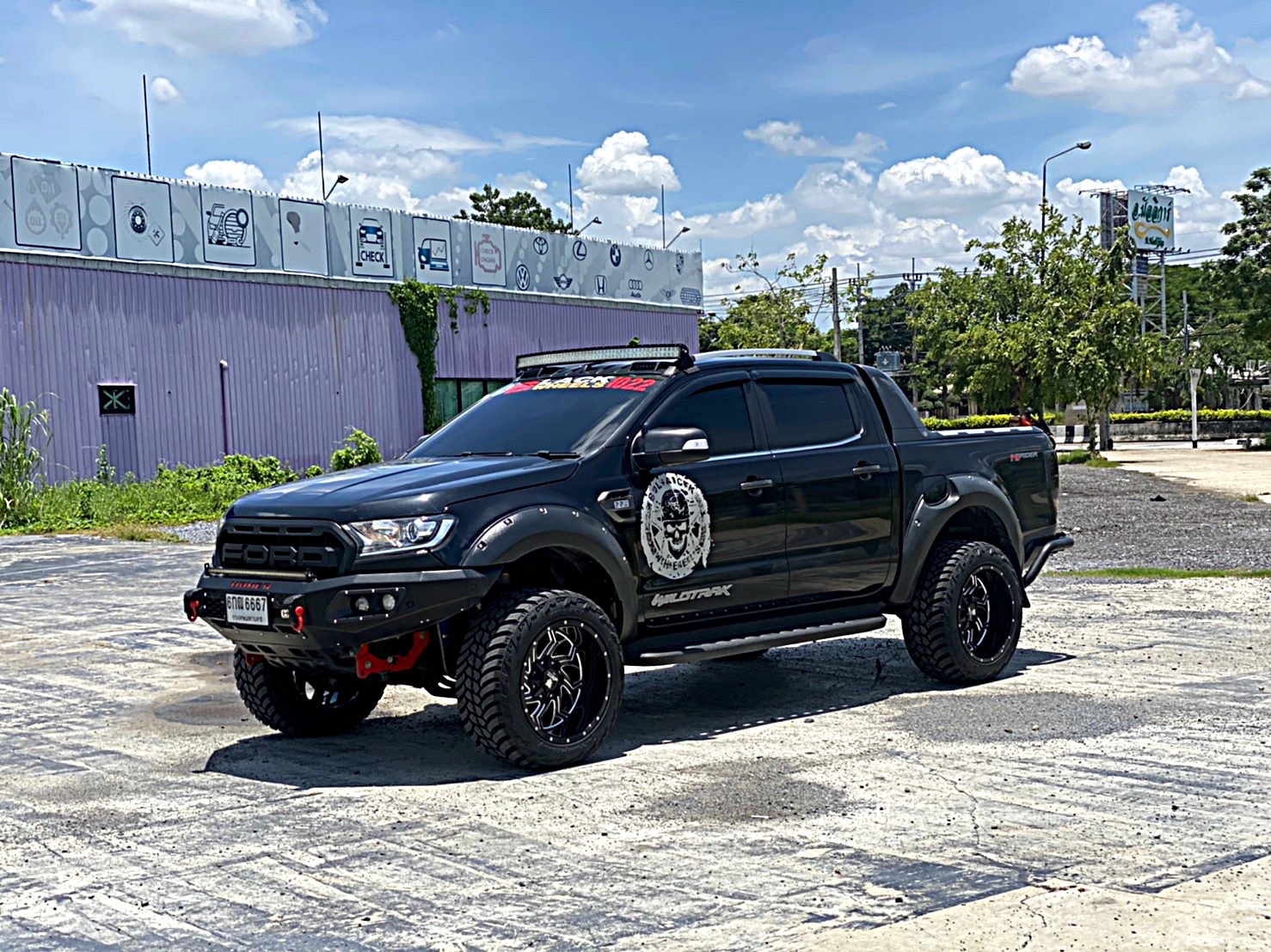 FORD WILDTRACK ทรงเมกา