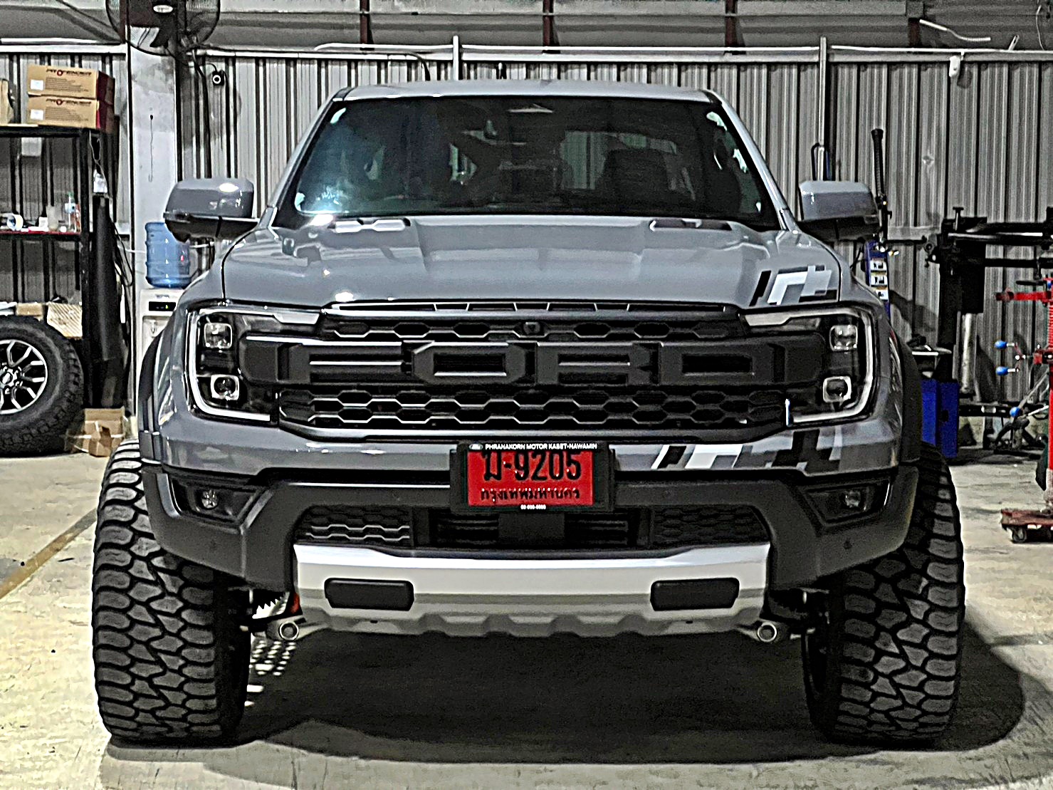 ส่งงาน RAPTOR V6 หล่อจบ ที่ Step9 ล้อแท้ HOSTILE H113