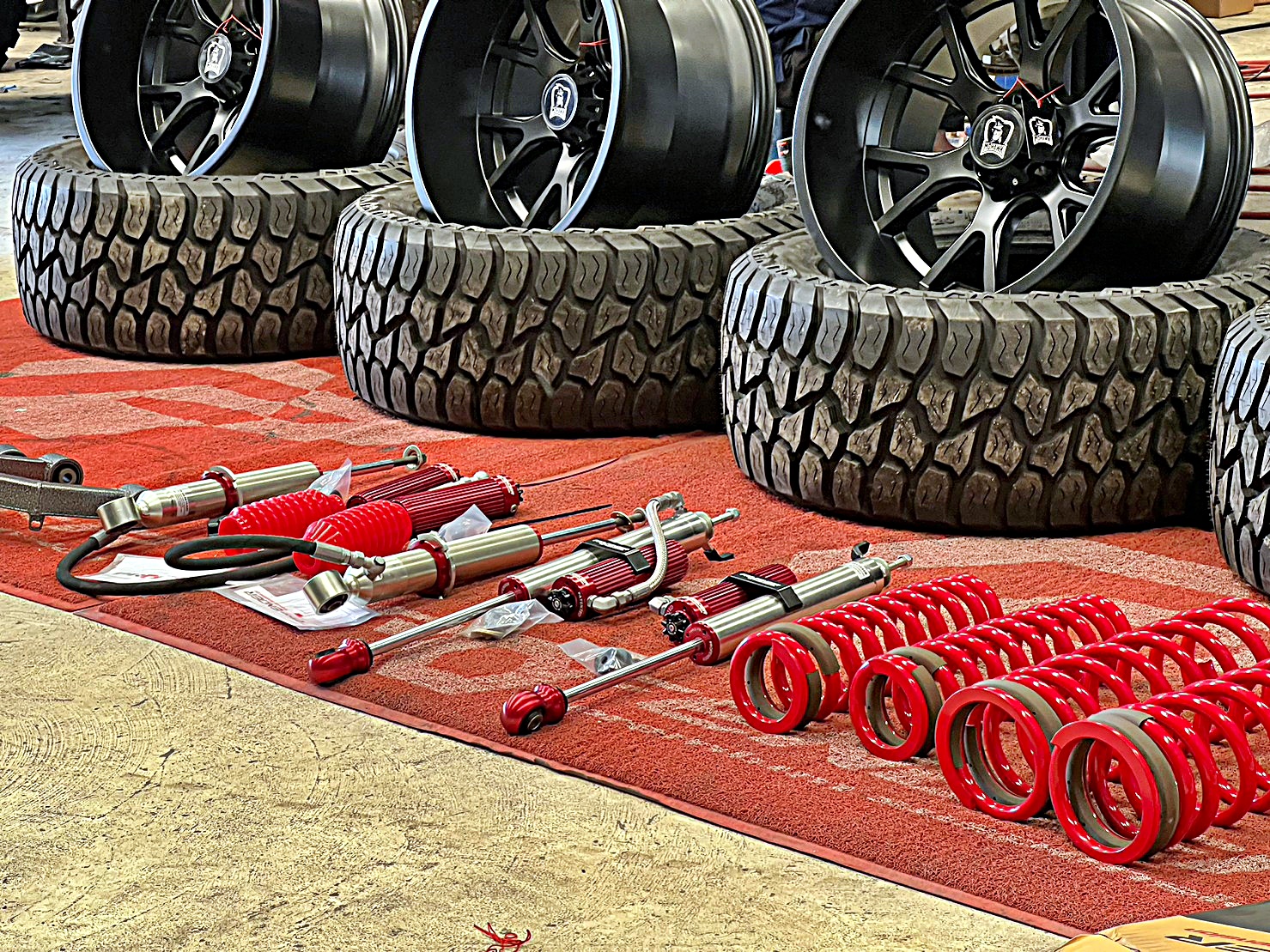 MU-X แต่งทรงเมกาที่ STEP9