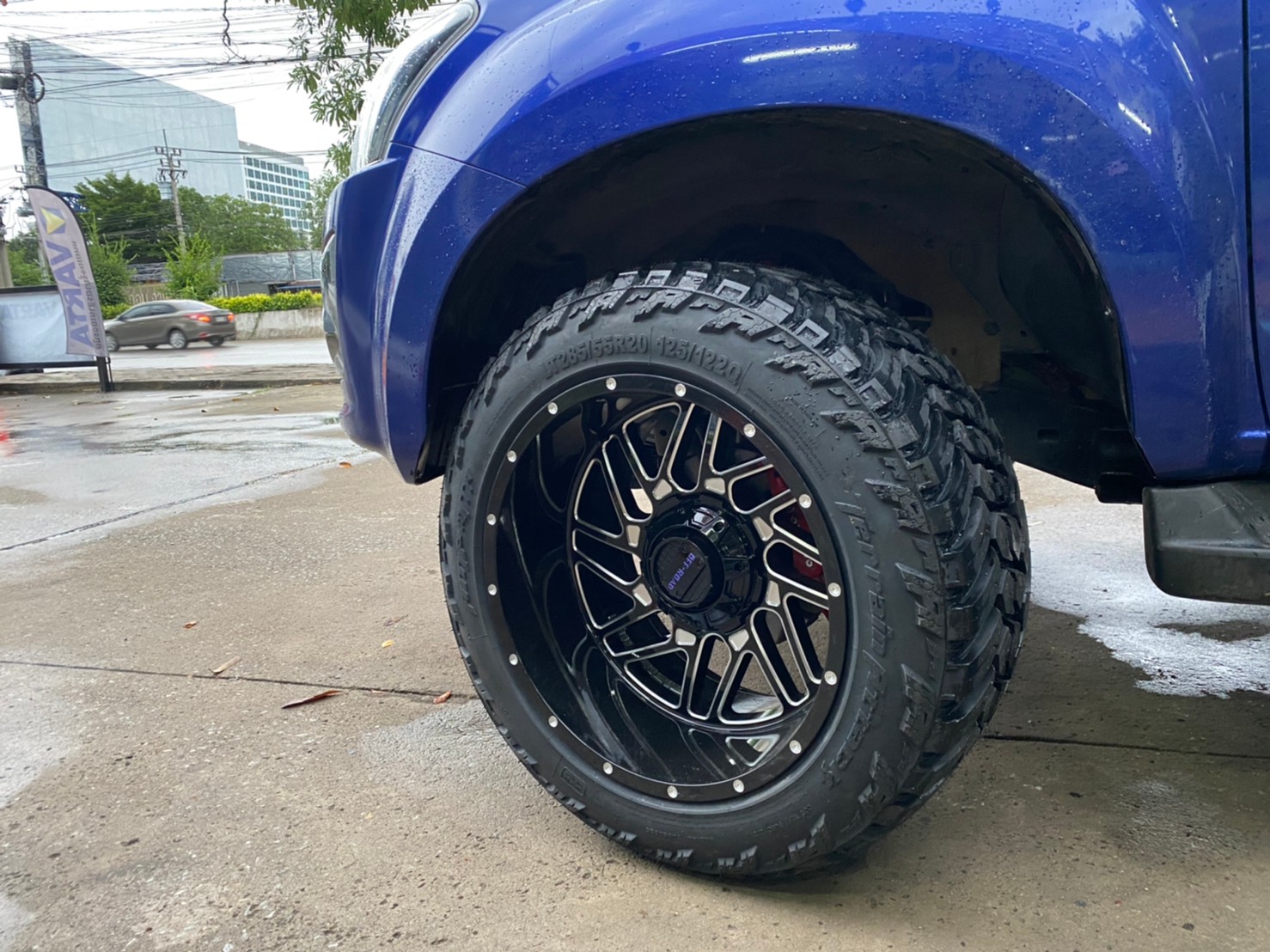 D-MAX มาจากสุพรรณบุรี จัดทรงเมกาที่ STEP9