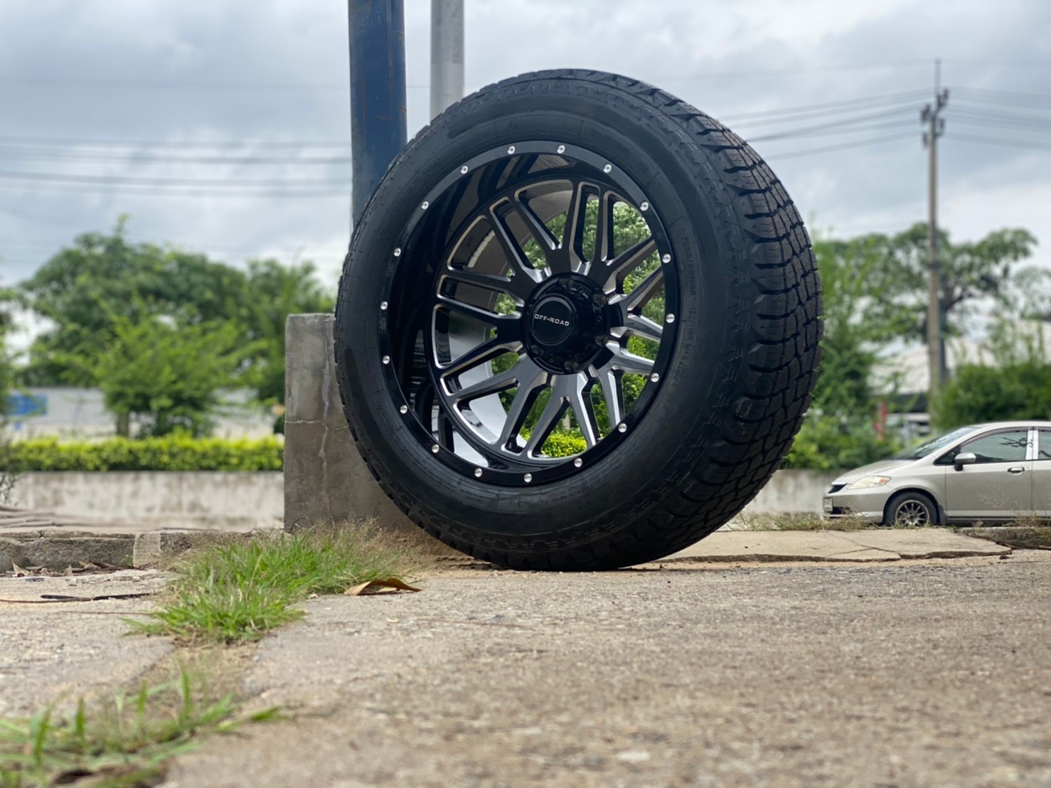 FORD ทรงเมกา ล้อเทพลึกสุดตาราง