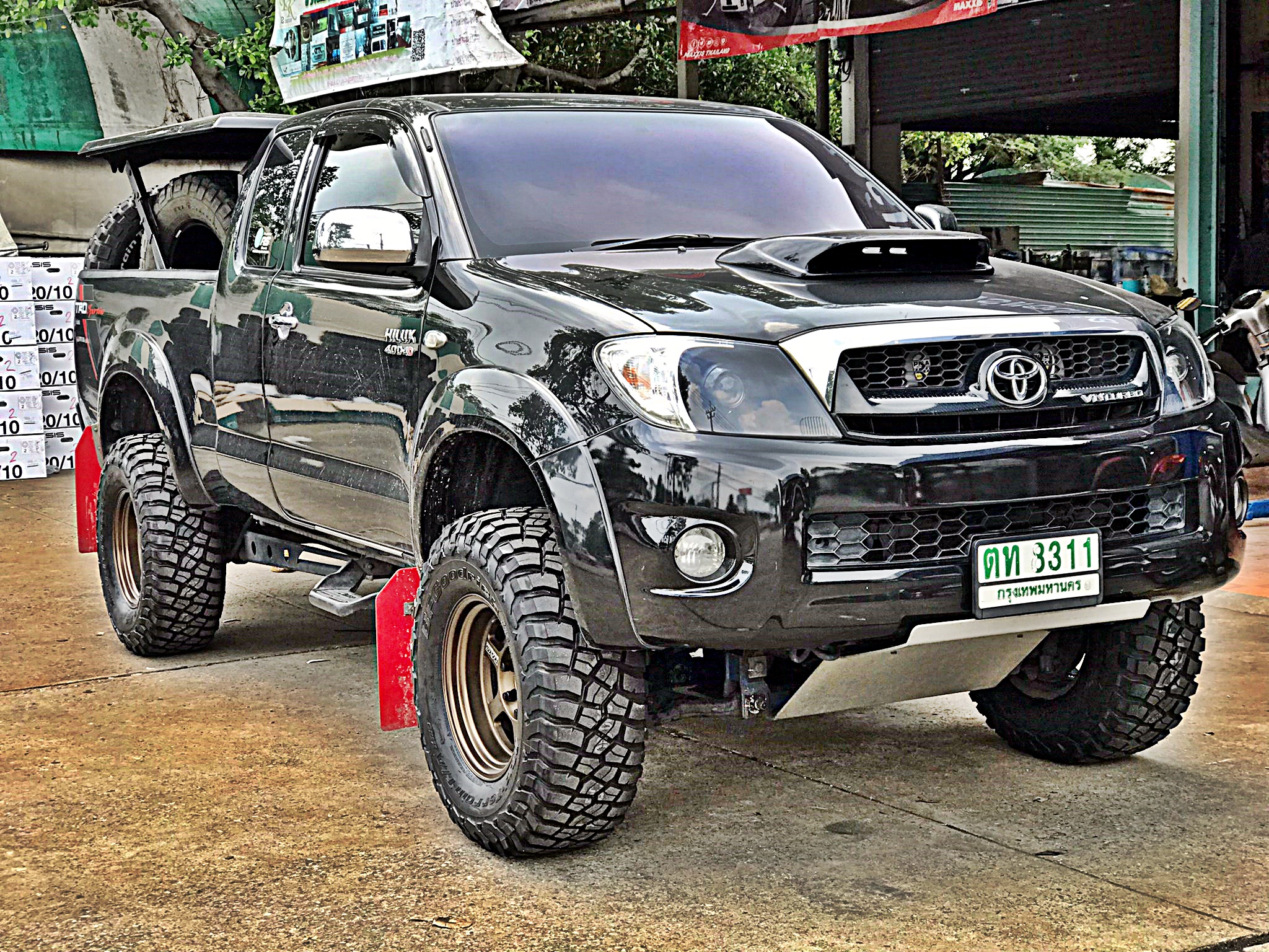 BF GOODRICH KM3 285/75-16 ราคาถูก ต้อง STEP9 เท่านั้น