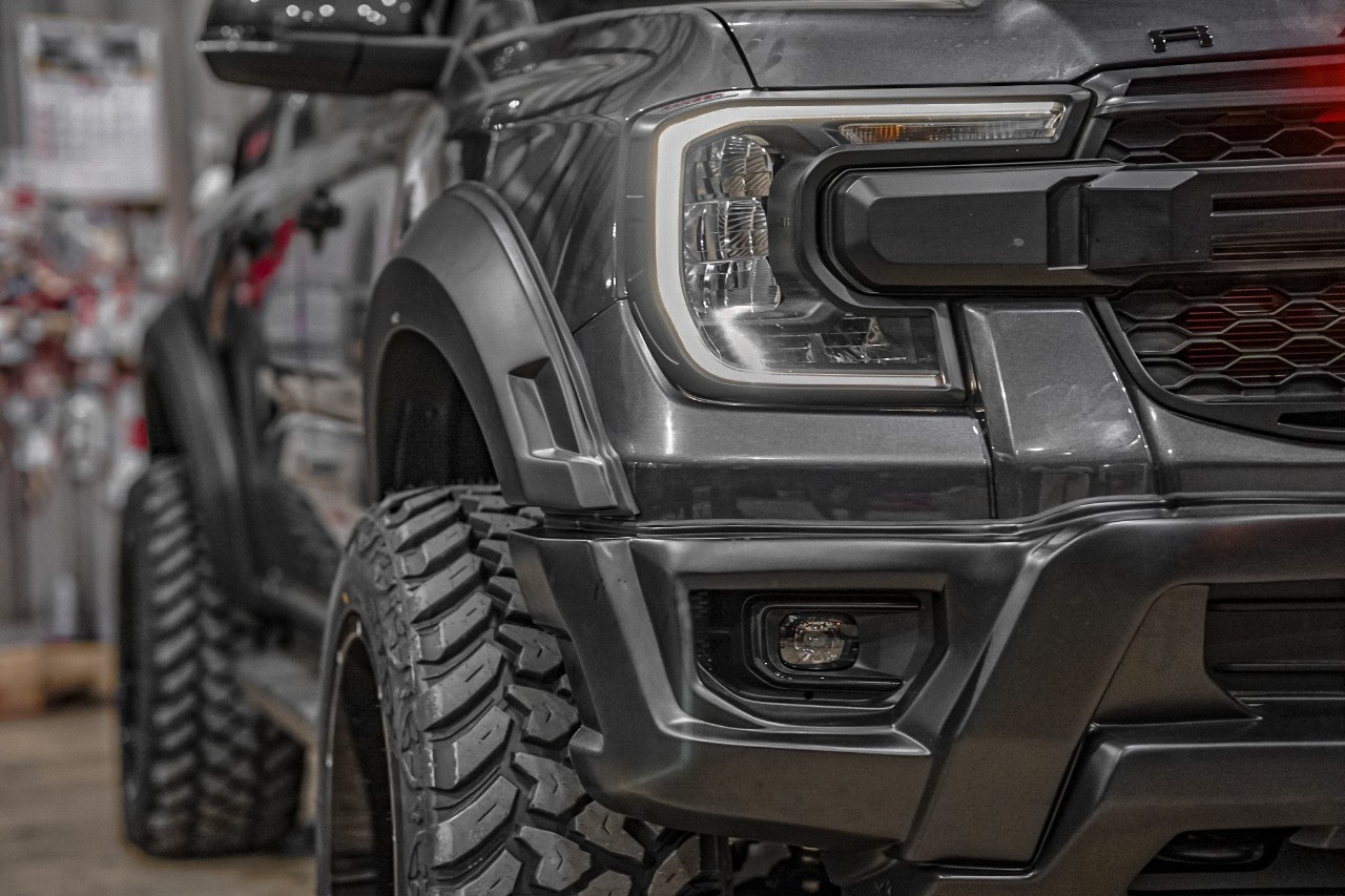 FORD RANGER NEXTGEN แต่งทรงเมกาที่STEP9