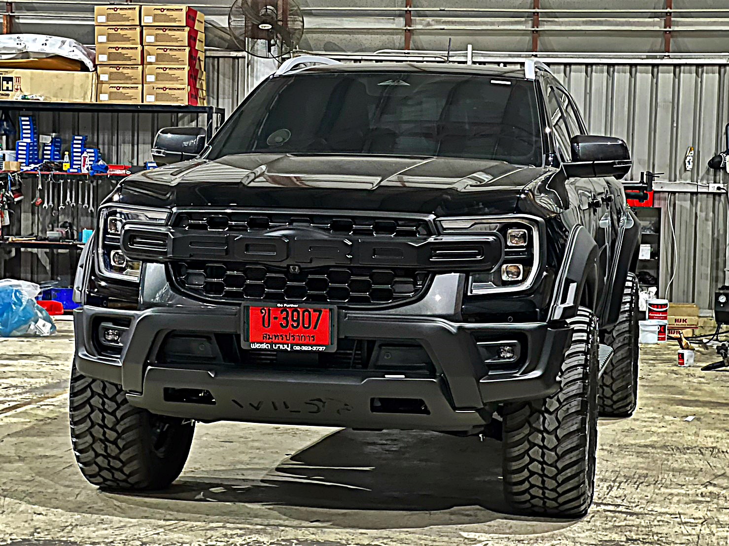 FORD RANGER NEXTGEN เน้นสเป็ค ล้อไม่ยื่น ยางใหญ่