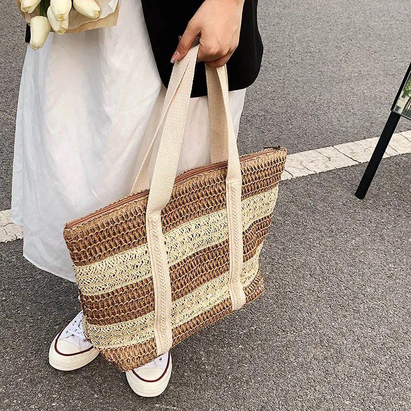 กระเป๋าสะพายข้าง กระเป๋าแฟชั่นผู้หญิง กระเป๋าคาเฟ่ กระเป๋าแฟชั่นเกาหลี กระเป๋าลายทาง