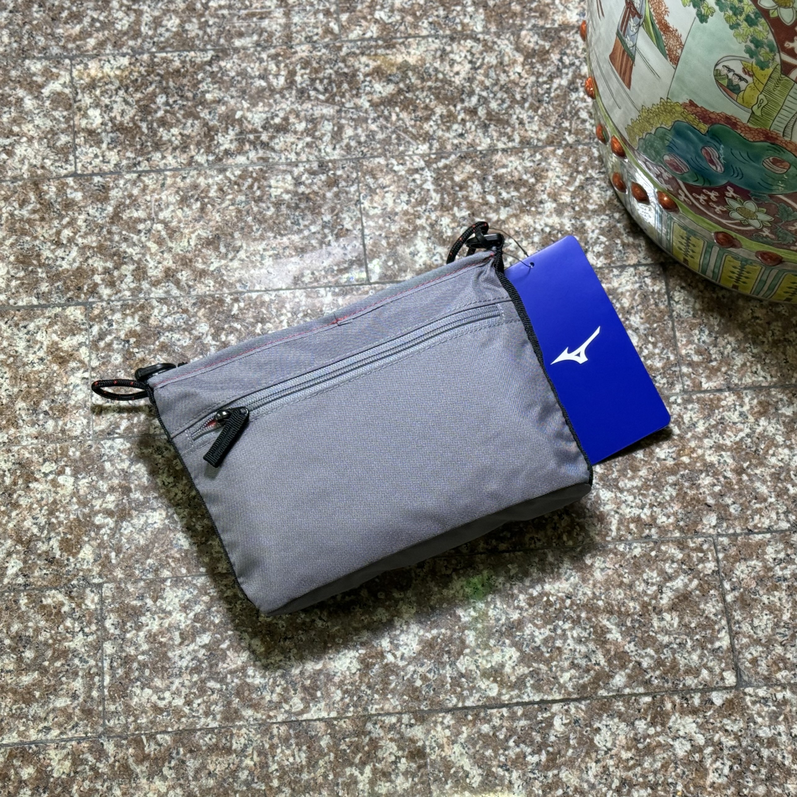 กระเป๋า Mizuno Aero Pack ‘Grey/Red’