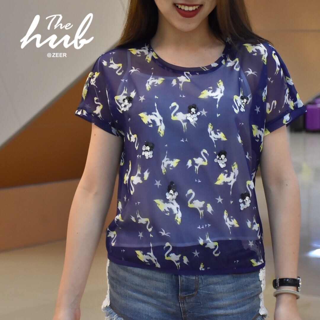 เสื้อแขนสั้นซีทรู กับ สายเดี่ยวด้านใน