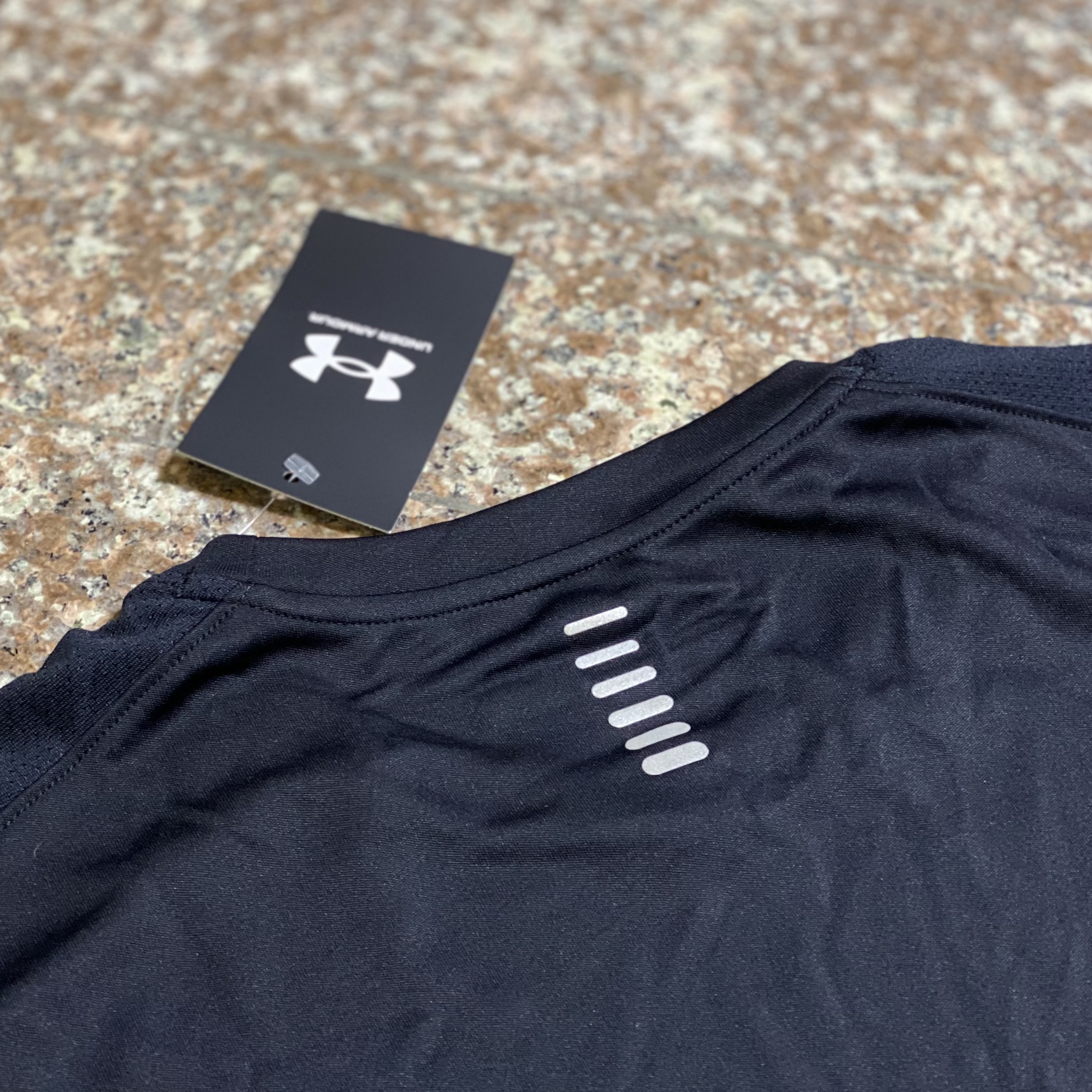 เสื้อวิ่ง Under Armour Graphic Running Shirt (SM)