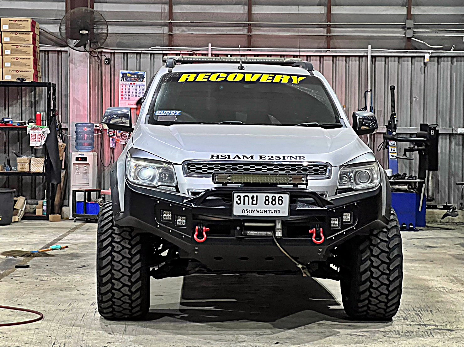 CHEVEROLET COLORADO ทรงเมกา แต่งที่ STEP9