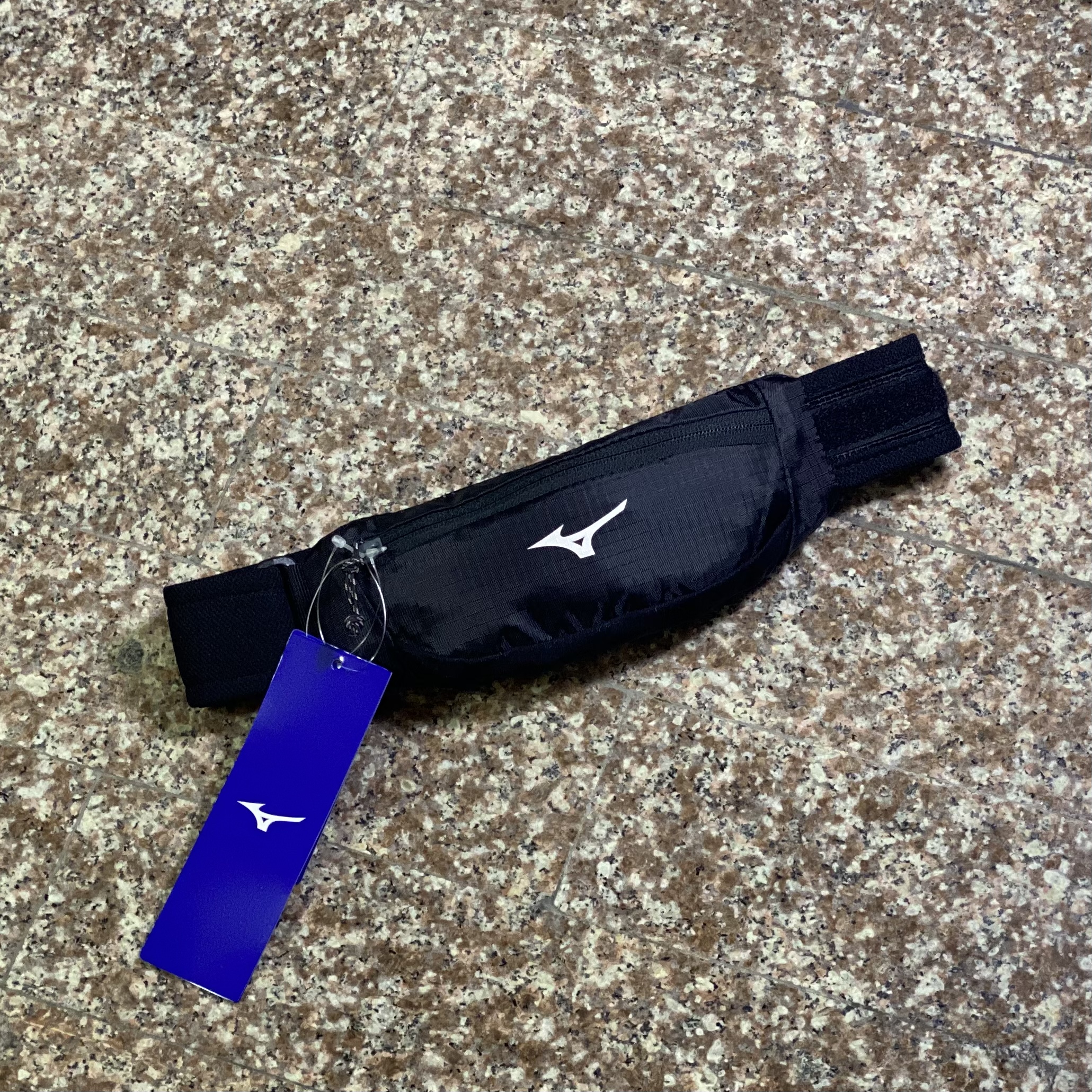 กระเป๋าวิ่ง Mizuno Running Waist Pouch ‘BLACK’