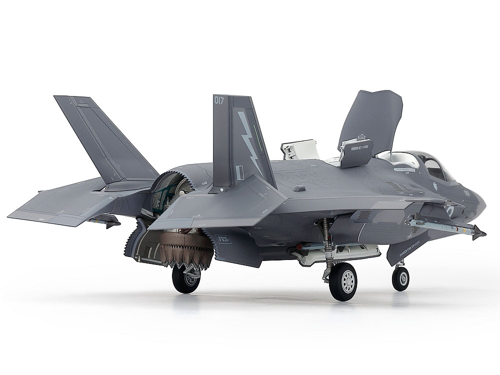 1/72 LOCKHEED MARTIN® F-35®B LIGHTNING II®
