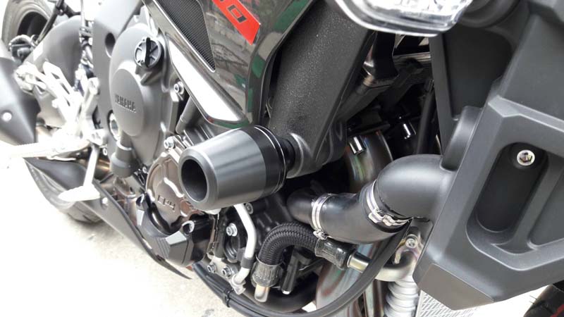 กันล้มข้าง R1 2015-2020 R1M MT10 Mothracing กันล้มผลิตจากอลูมิเนียมนำเข้า เกรด6061T651 และPOM ติดตั้งง่าย (65) สีดำ