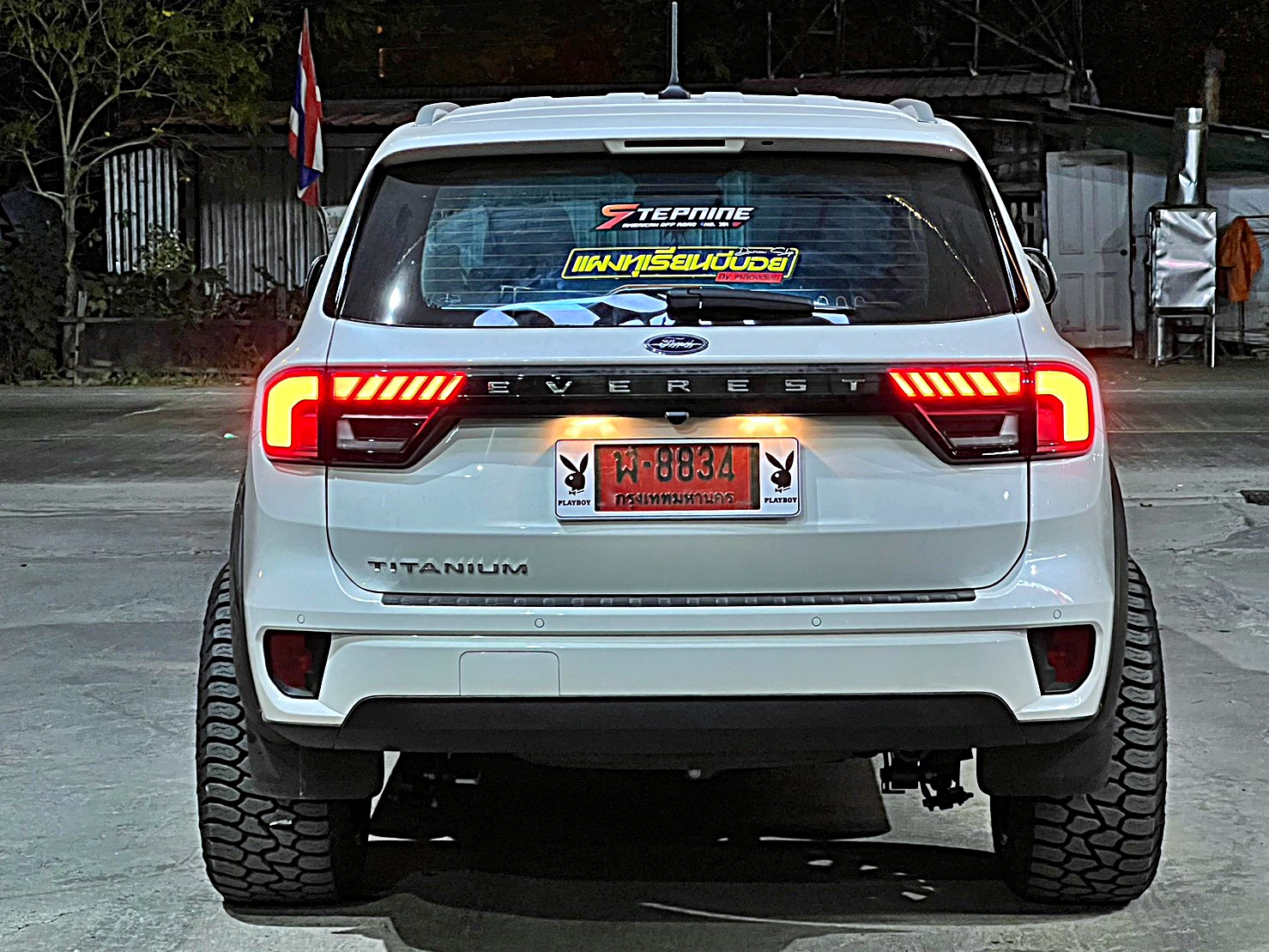 FORD EVEREST NEXTGEN ชุมพร แต่งทรงเมกาที่ STEP9