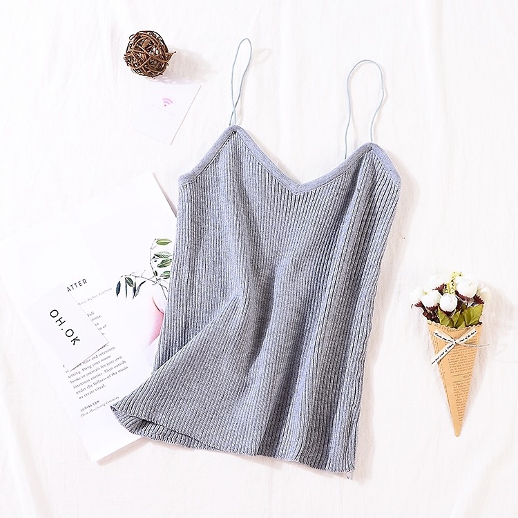 เสื้อสายเดี่ยวไหมพรม