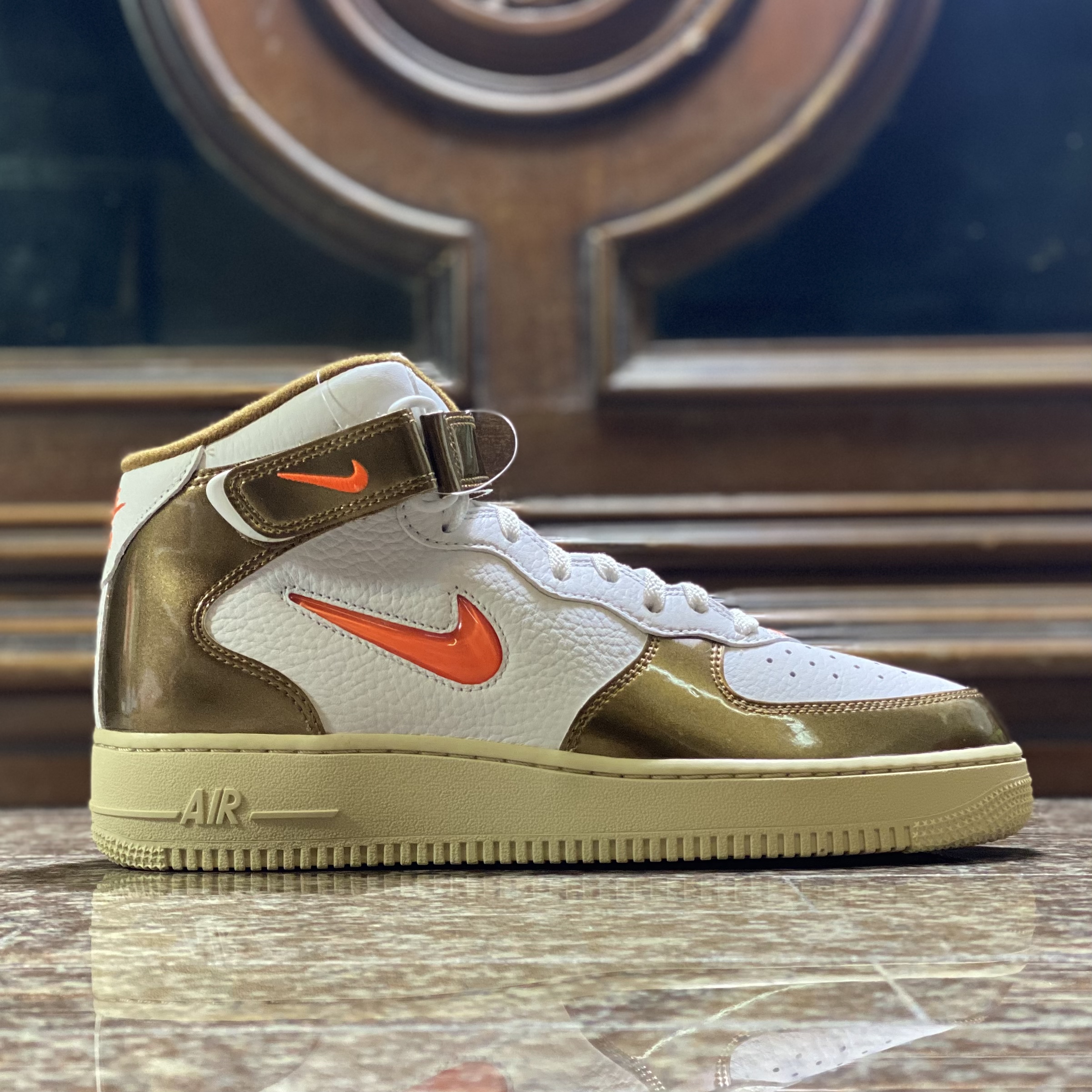 รองเท้า Nike Air Force 1 Mid ‘Ale Brown’ (M9/9.5/10/12US)