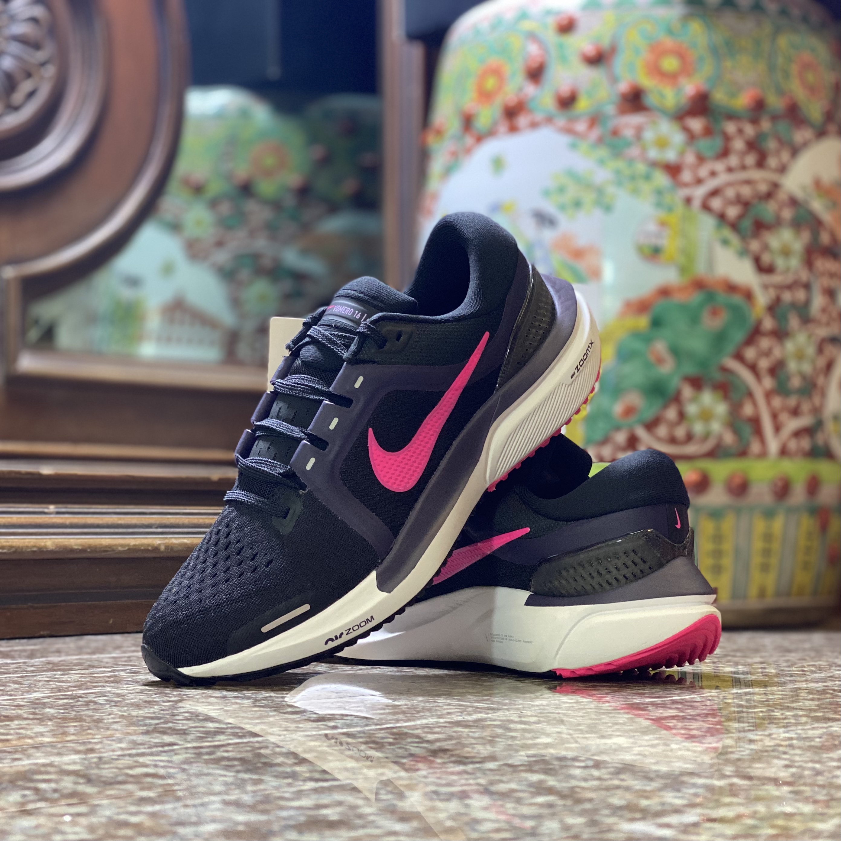 รองเท้าวิ่ง Nike Air ‘ZoomX’ Vomero 16 (W8US)