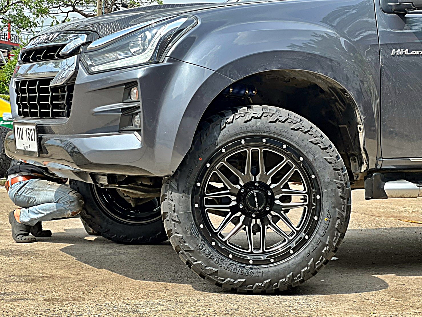 D_MAX_จองคิวมาจากจันทบุรี ทำทรงเมกาที่ STEP9