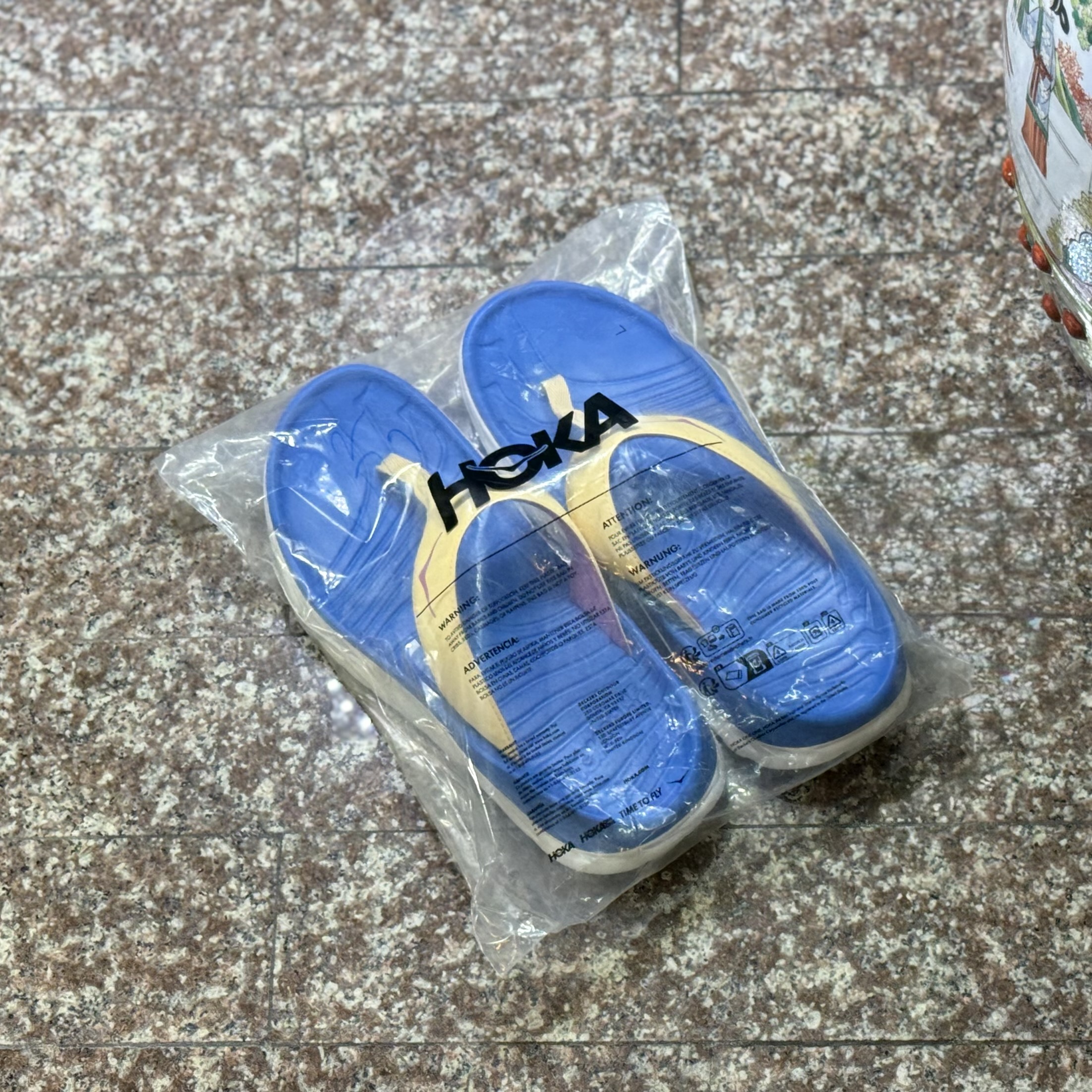 รองเท้า HOKA Ora Recovery Flip ‘Impala Sky’ (M9US)