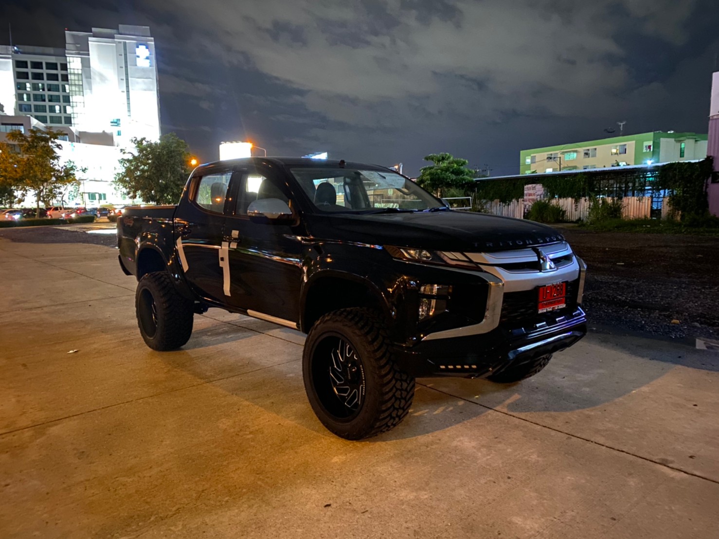 TRITON 4X4 จัดทรงเมกา