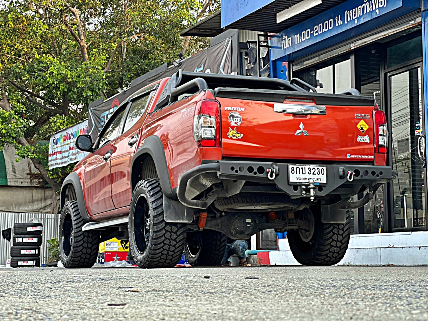 TRITON ทรงเมกา