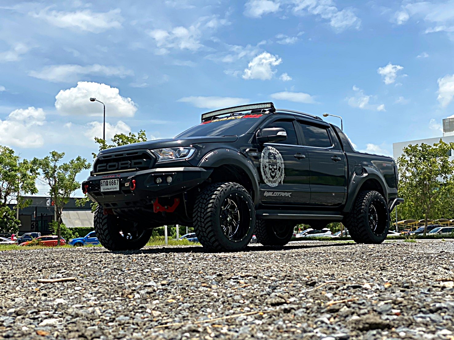 FORD WILDTRACK ทรงเมกา