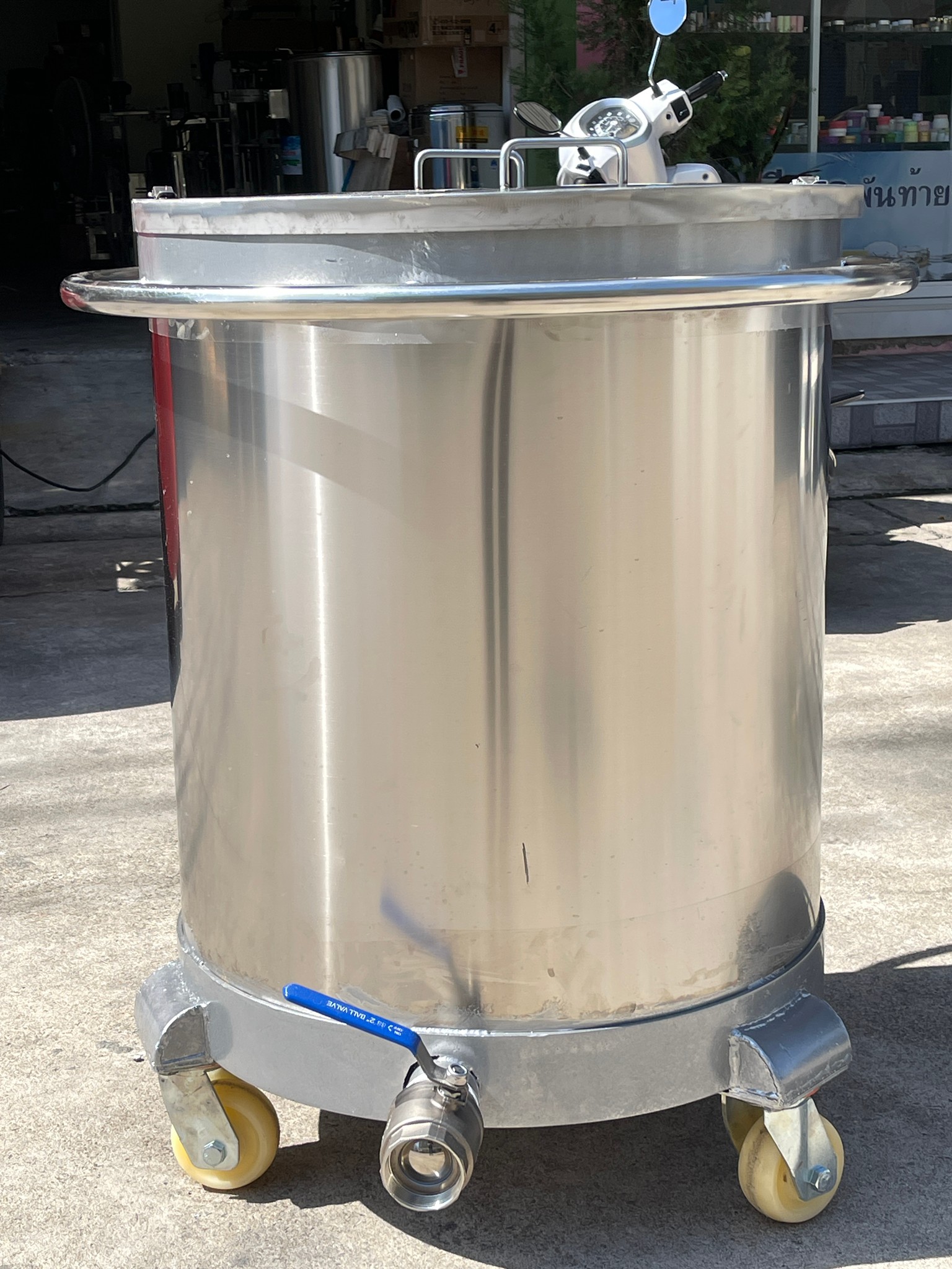 🌈ถังสแตนเลส เกรด 304 สำหรับผสมโดยเฉพาะ มีฝาปิด มีล้อเลื่อน มีก๊อกสำหรับถ่ายของเหลว (50L-300L) หม้อสแตนเลส MMT
