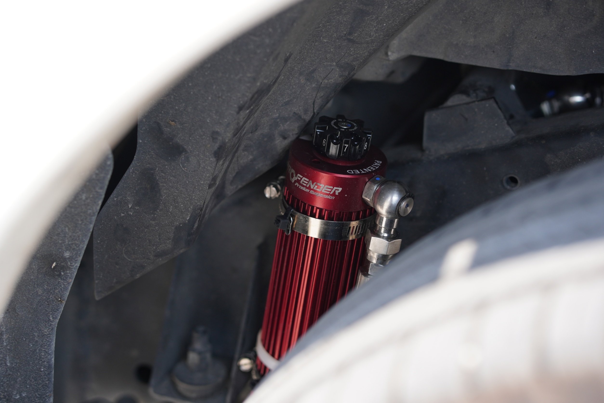 โช๊ค PROFENDER QUEEN SERIES ใส่ PAJERO ที่ STEP9