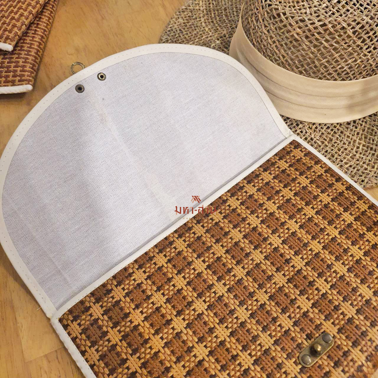 กระเป๋าคลัทช์ กระเป๋าถือ กระเป๋าออกงาน กระเป๋าคลัทช์สาน 🤍