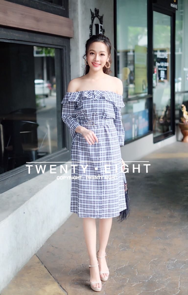 เดรสปาดไหล่ลายสก็อต