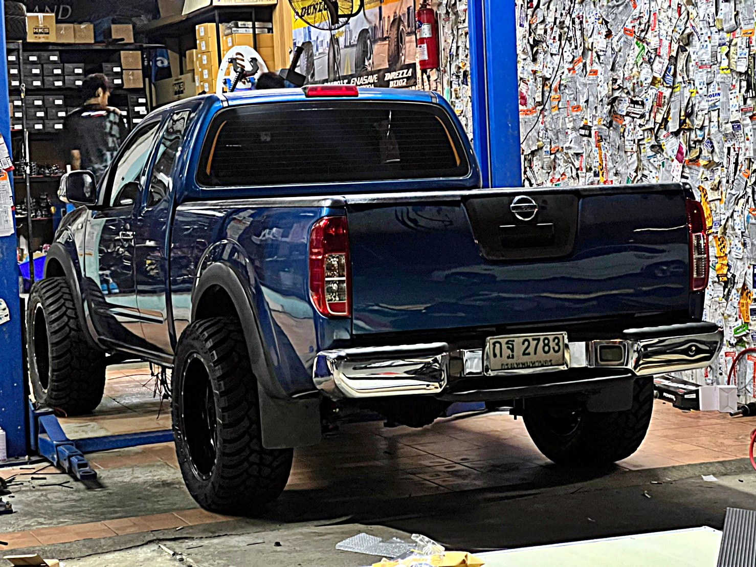 NISSAN_NAVARA_แปลงร่าง ทรงเมกา